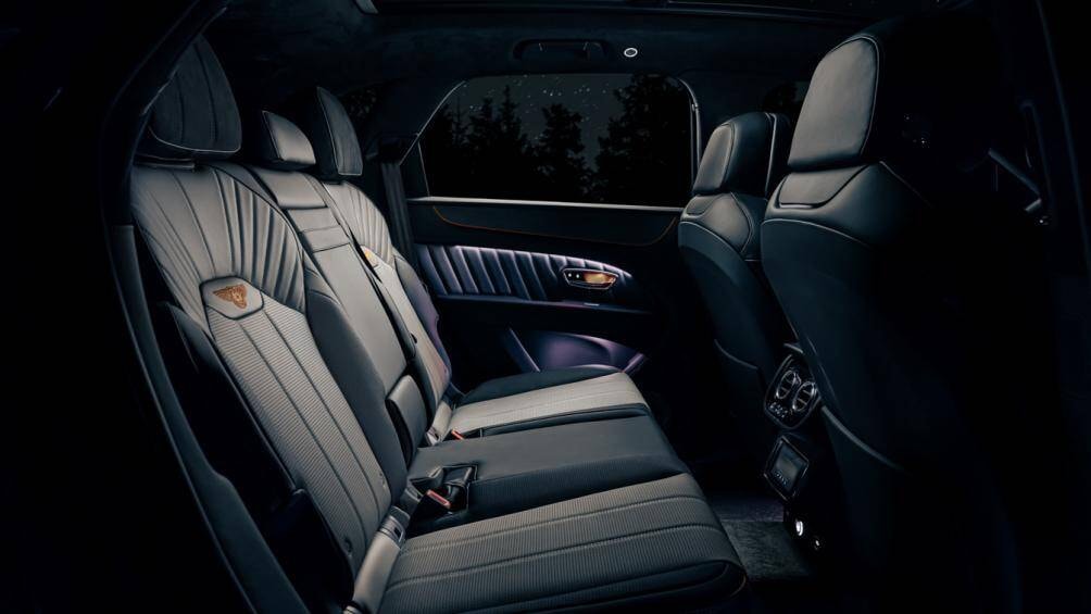 cung ngam mau xe sang bentley bentayga speed space edition cuc doc hinh 7