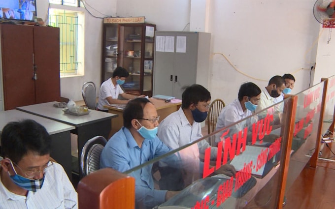 bo noi vu tra loi kien nghi cu tri ha noi ve can bo cong chuc cap xa hinh 1