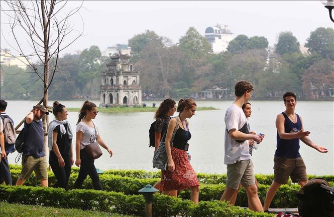 tong thu tu khach du lich den ha noi trong quy i uoc dat 7800 ty dong hinh 1