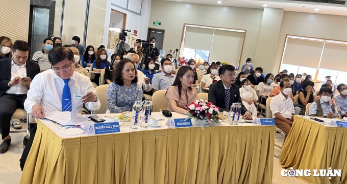bao thanh nien trao giai va tong ket cuoc thi viet chu de song dep hinh 1