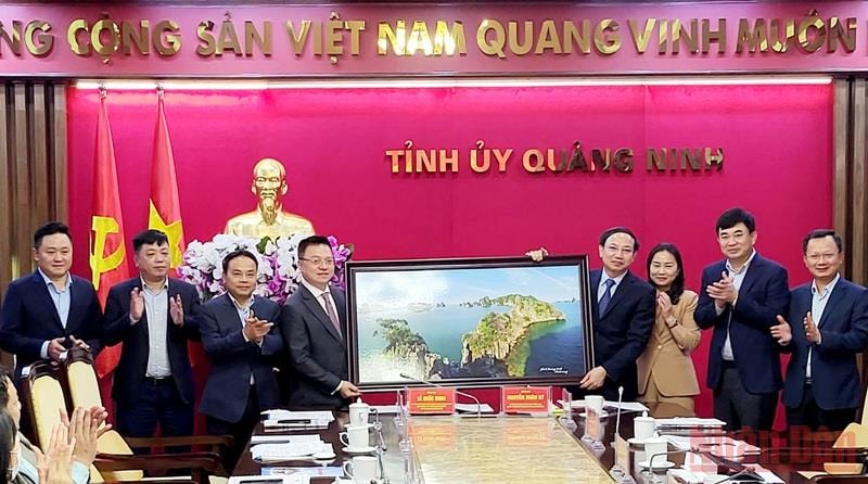 nang cao hieu qua cong tac thong tin tuyen truyen giua bao nhan dan va tinh quang ninh hinh 1