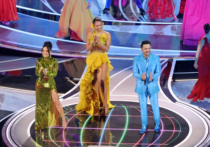 will smith danh nguoi dan chuong trinh bat khoc khi nhan giai oscar hinh 2