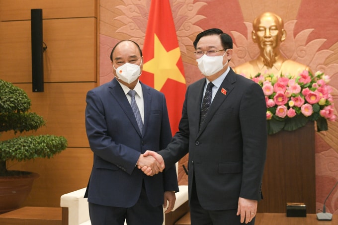 chu tich nuoc va uy ban thuong vu quoc hoi tang cuongphoi hop cong tac hinh 1