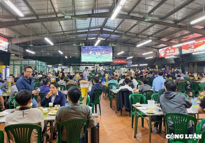 ha noi quan bia noi nhon nhip noi van ruc rich chuan bi mo cua hinh 1