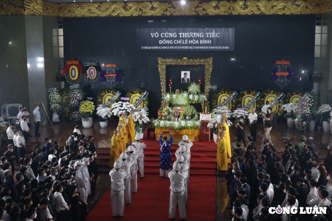 giay phut tien biet pho chu tich ubnd tp hcm mong anh binh yen nghi hinh 14