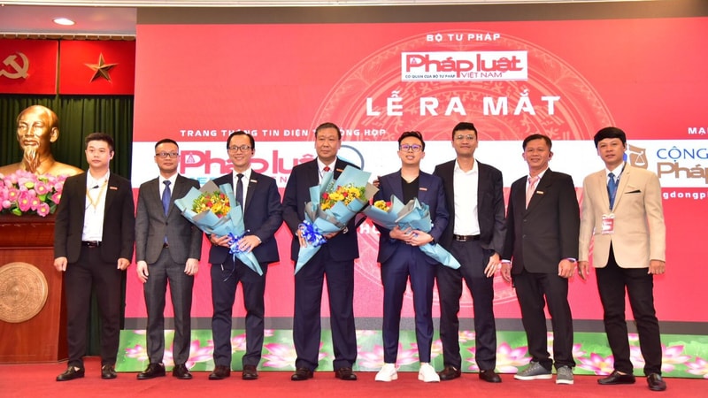 bao phap luat viet nam ra mat trang thong tin dien tu tong hop phap luat media hinh 1