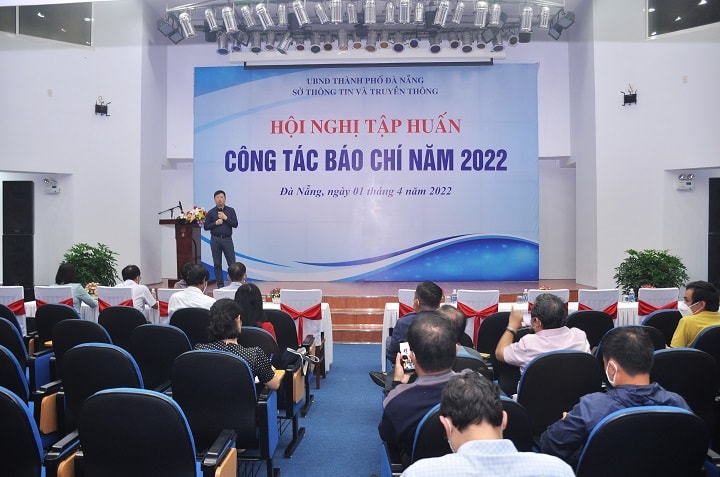 chu dong cung cap thong tin cho bao chi tao su dong thuan xa hoi khoi day niem tin trong nhan dan hinh 2
