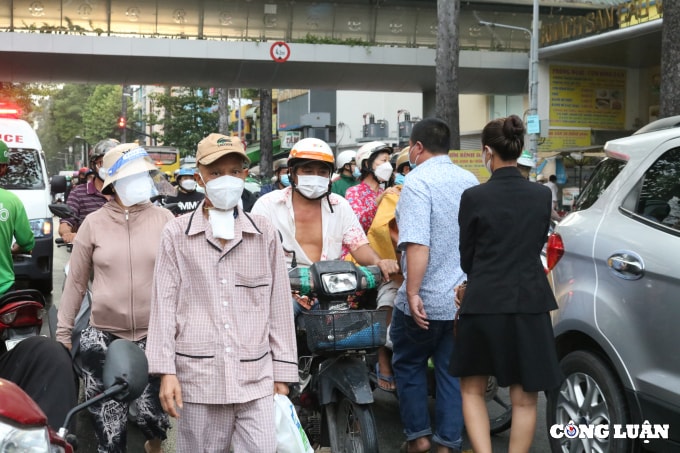 tp hcm muon kieu phan chia via he cua nguoi di bo de lam bai giu xe hinh 6