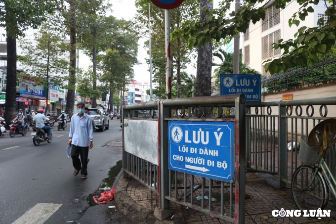 tp hcm muon kieu phan chia via he cua nguoi di bo de lam bai giu xe hinh 5