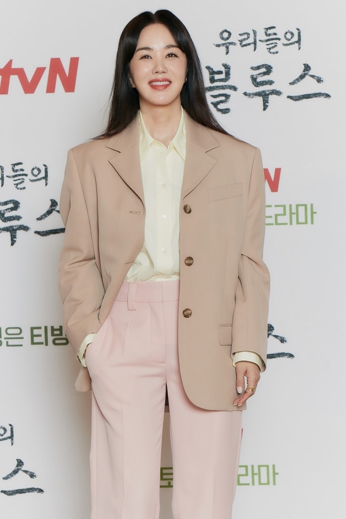 hinh anh moi nhat ve kim woo bin tai xuat man anh sau 6 nam vang bong hinh 7