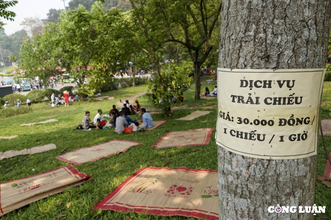 xe dich vu khu di tich den hung tu dong tang gia nhieu nguoi dan nham lan hinh 10