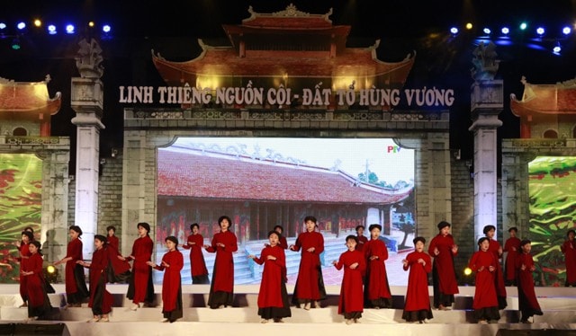 dac sac chuong trinh nghe thuat linh thieng nguon coi  dat to hung vuong hinh 2