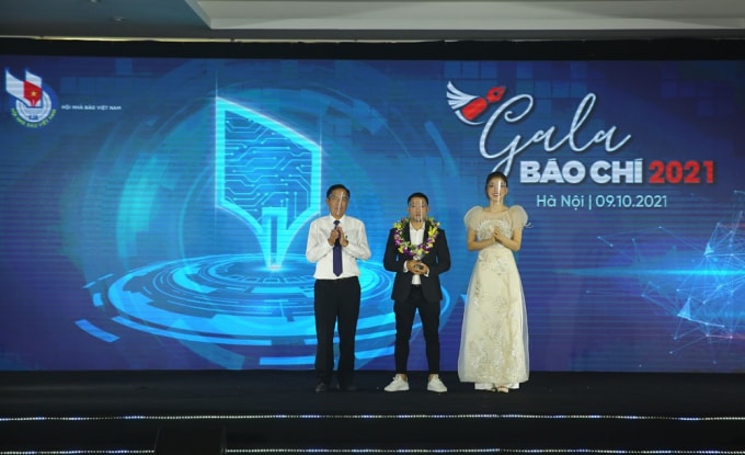 phat dong giai anh khoanh khac bao chi 2021 hinh 3