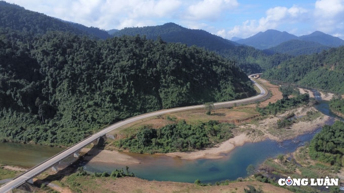 cao toc la son hoa lien noi hue voi da nang san sang dua vao khai thac hinh 2