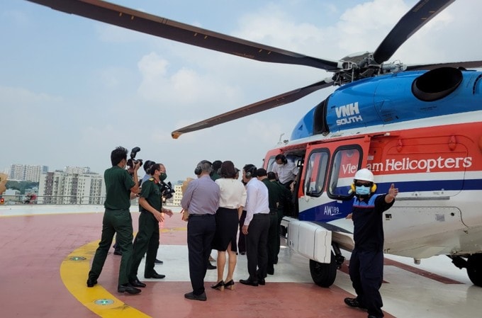 tp hcm mo tour du lich ngam canh bang truc thang hinh 3
