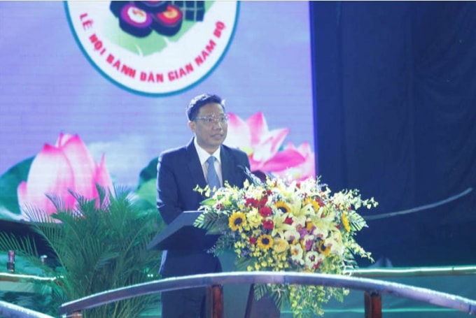 be mac lien hoan don ca tai tu quoc gia va le hoi banh dan gian nam bo hinh 4