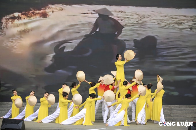 toan canh hoi bao toan quoc 2022 truoc gio khai mac hinh 14