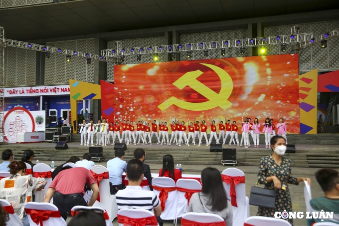 toan canh hoi bao toan quoc 2022 truoc gio khai mac hinh 10