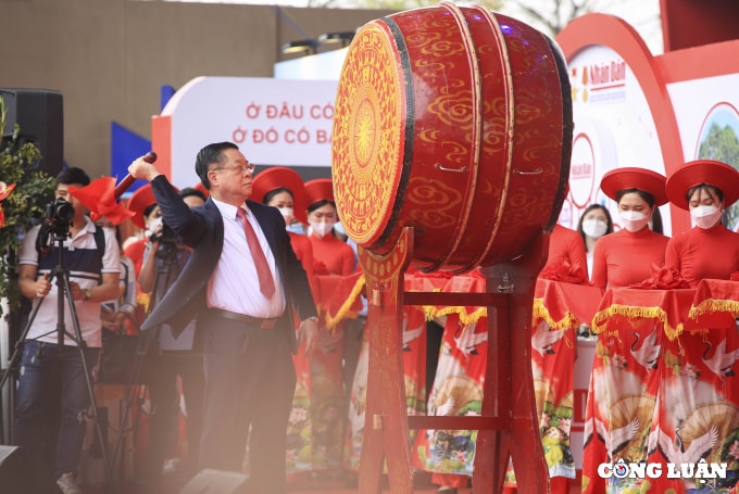 nhung hinh anh an tuong ngay dau tien khai mac hoi bao toan quoc 2022 hinh 2