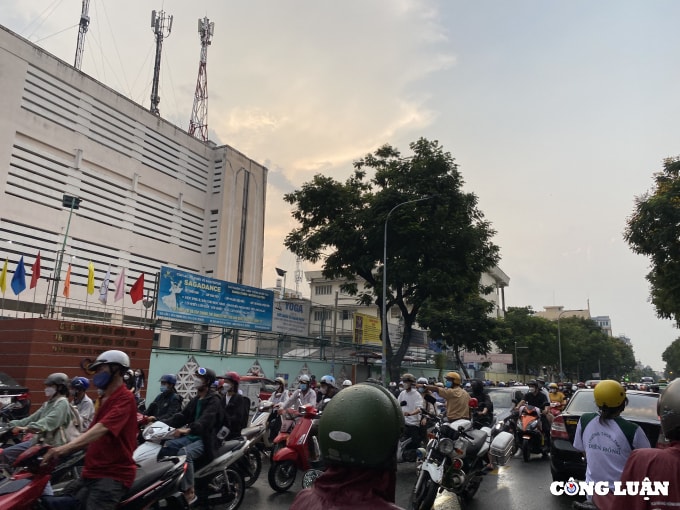 duong sa tp hcm ngap nang sau con mua lon hinh 11