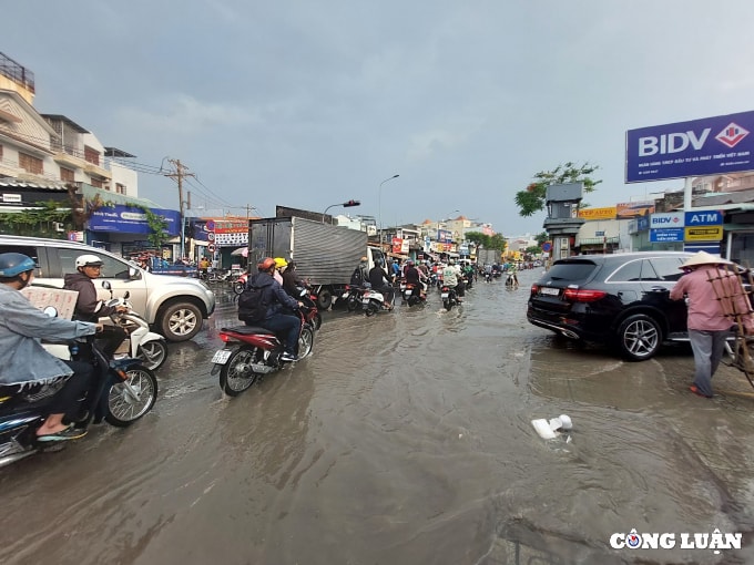 duong sa tp hcm ngap nang sau con mua lon hinh 1