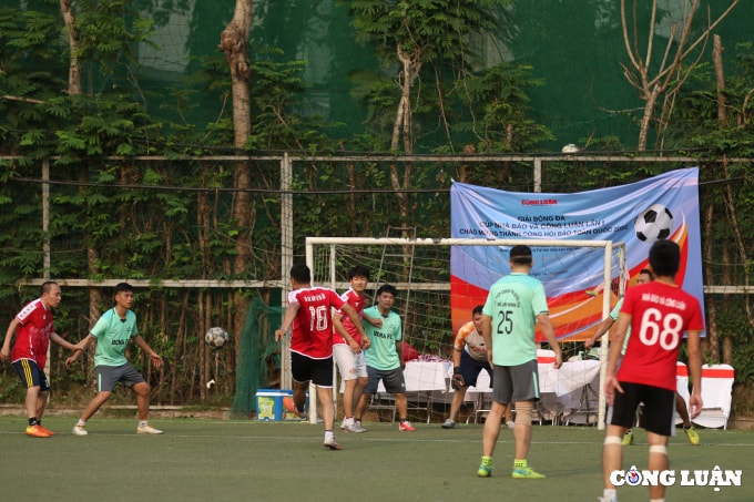 khai mac giai bong da cup nha bao va cong luan lan i chao mung hoi bao toan quoc 2022 hinh 20
