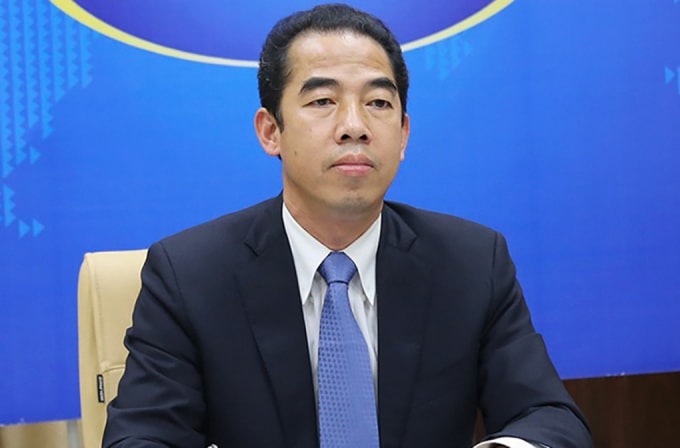 nong khoi to bat tam giam thu truong bo ngoai giao to anh dung ve toi nhan hoi lo hinh 1