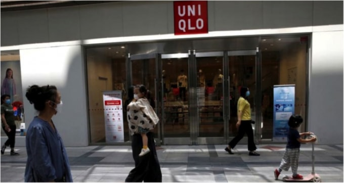 chinh sach covid 19 o trung quoc tac dong den hang uniqlo nhu the nao hinh 1