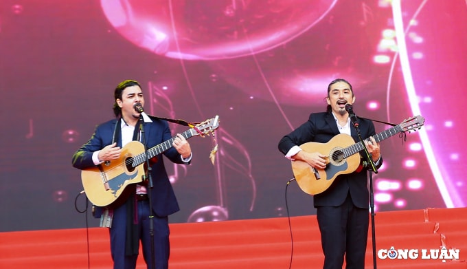 gala tieng hat nguoi lam bao nang cao doi song van hoa tinh than cho nguoi lam bao ca nuoc hinh 2