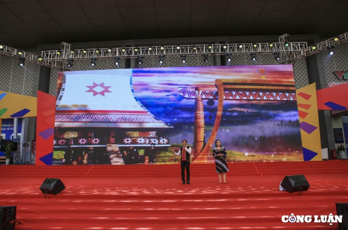 gala tieng hat nguoi lam bao nang cao doi song van hoa tinh than cho nguoi lam bao ca nuoc hinh 13
