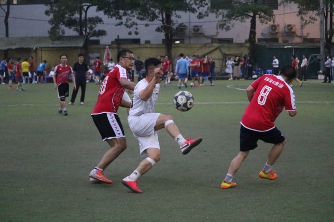 thong tan xa viet nam vo dich giai bong da cup nha bao va cong luan lan i hinh 12