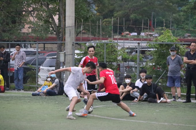 thong tan xa viet nam vo dich giai bong da cup nha bao va cong luan lan i hinh 5