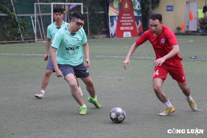 thong tan xa viet nam vo dich giai bong da cup nha bao va cong luan lan i hinh 15