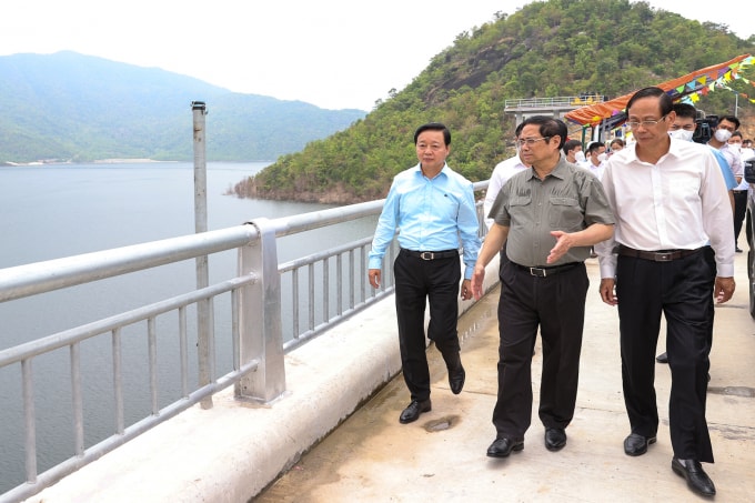 thu tuong pham minh chinh khao sat san bay quan su thanh son tham trung doan khong quan 937 hinh 5