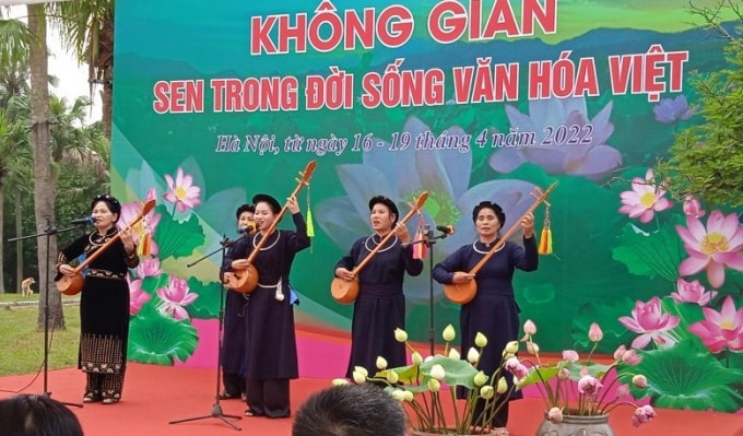 trung bay ton vinh sen trong doi song van hoa viet hinh 5