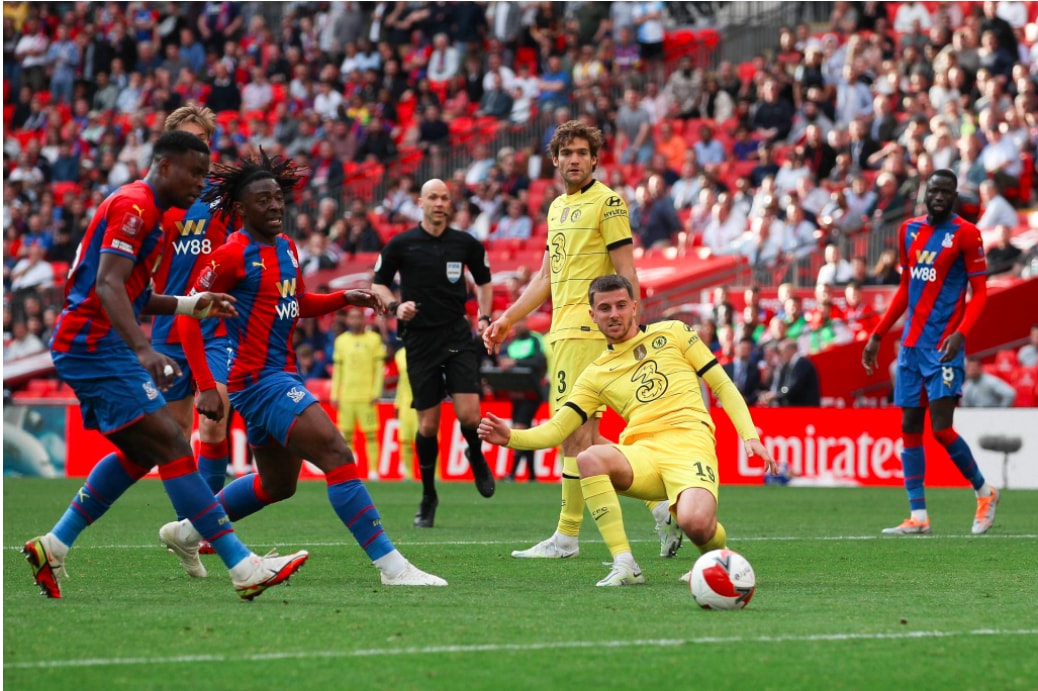 danh bai crystal palace 2 0 chelsea thang tien vao chung ket fa cup hinh 2