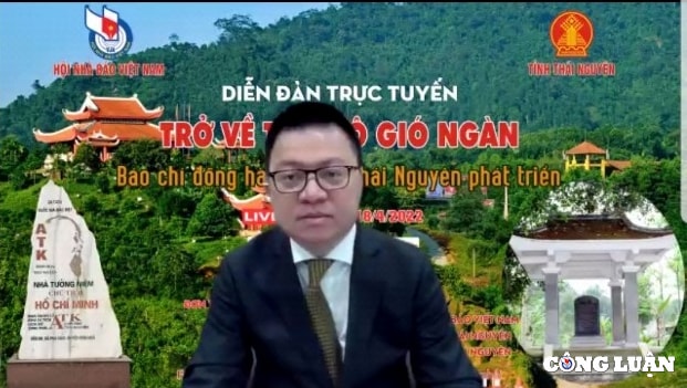 on lai lich su ve vang cua doi ngu nhung nguoi lam bao cach mang viet nam hinh 1