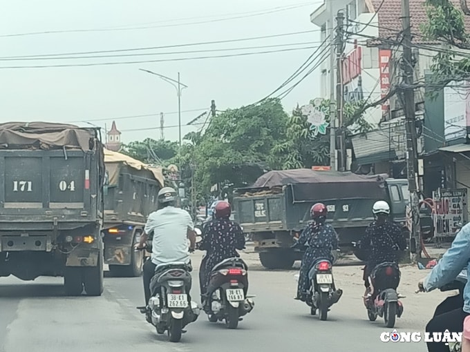 ha tinh nhuc nhoi tinh trang hung than dai nao tren cac tuyen pho tai thi xa ky anh hinh 1