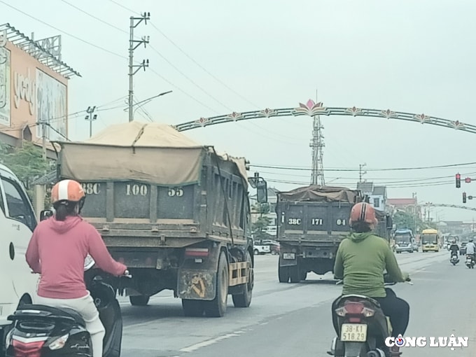 ha tinh nhuc nhoi tinh trang hung than dai nao tren cac tuyen pho tai thi xa ky anh hinh 2