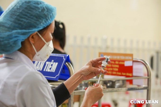 hinh anh tiem vac xin phong covid 19 cho tre tu 5 den duoi 12 tuoi o ha noi hinh 10