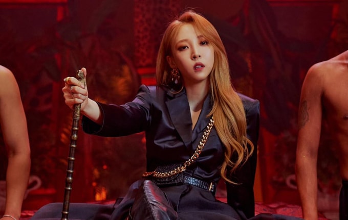 moonbyul seulgi iu va hang loat sao nu quyen ru trong nhung bo vest hinh 1