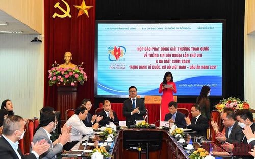 phat dong giai thuong toan quoc ve thong tin doi ngoai lan thu viii hinh 1