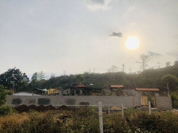 gia lai xu ly khong dut diem hang loat cong trinh nha choi nha quan moc len trai phep hinh 1
