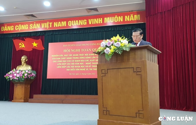 bao chi xuat ban la mot linh vuc quan trong trong cong tac tu tuong thong tin tuyen truyen hinh 1