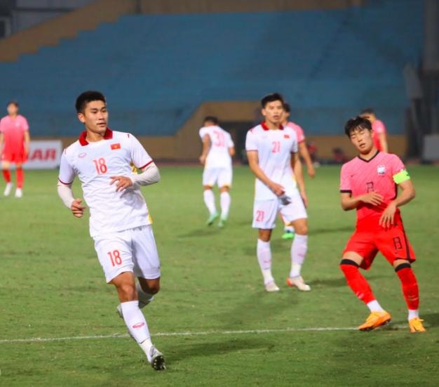 u23 viet nam thang toi thieu 1 0 u20 han quoc tren san hang day hinh 9