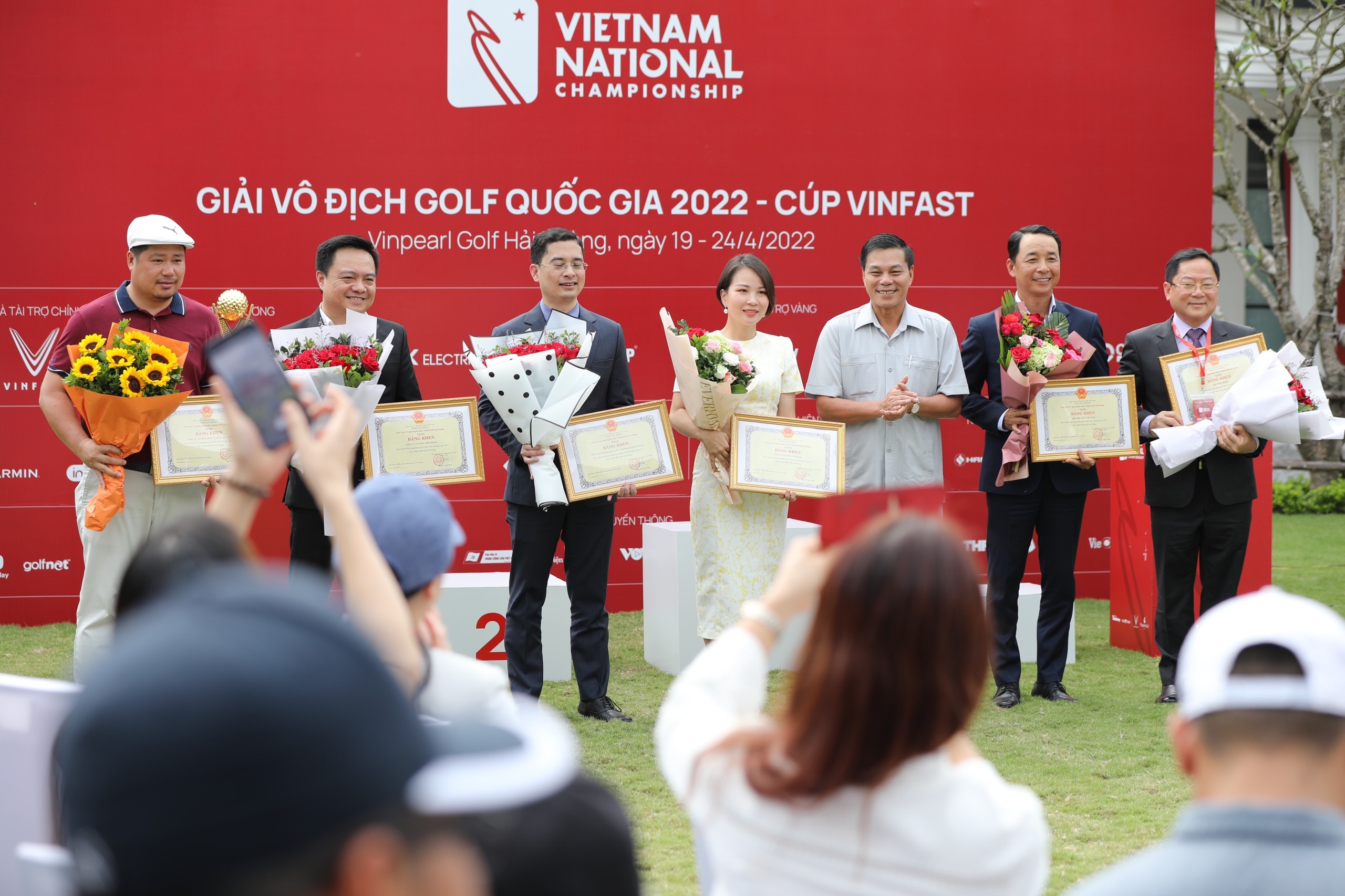 khue minh va anh minh vo dich giai vo dich golf quoc gia 2022 hinh 7