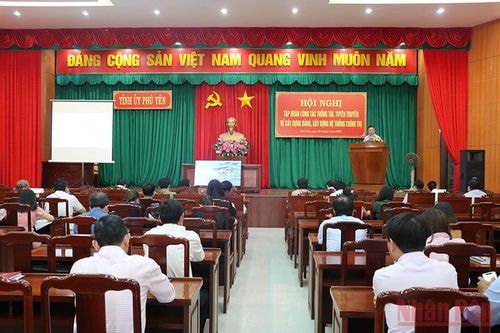 boi duong kien thuc tuyen truyen ve xay dung dang he thong chinh tri tai phu yen hinh 2