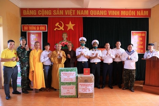 doan cong tac uy ban trung uong mttq viet nam ket thuc tot dep chuyen cong tac tai huyen dao truong sa hinh 9