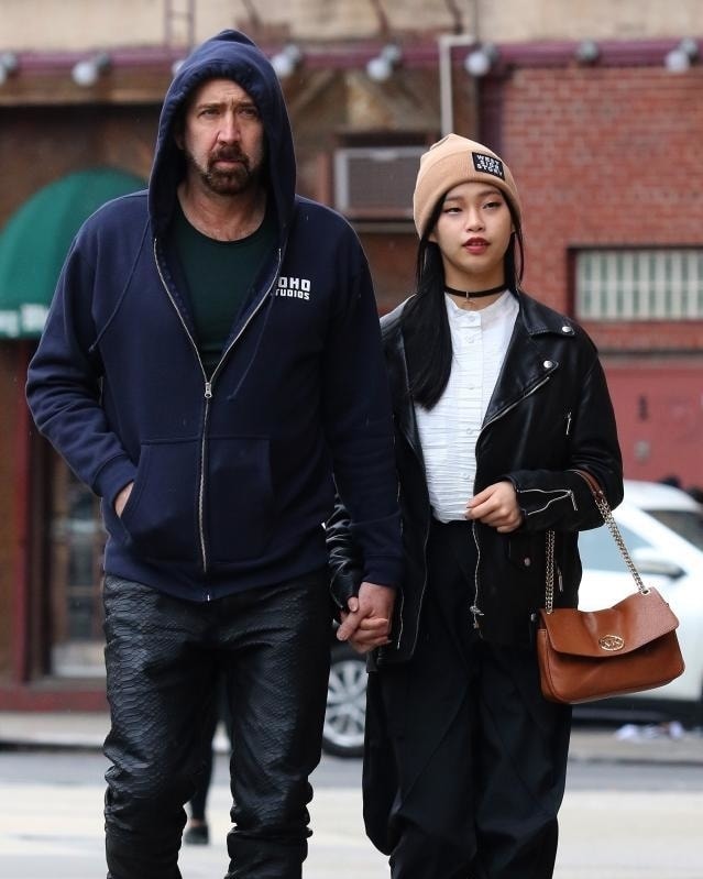 tai tu nicolas cage sap co con gai voi nguoi vo thu nam hinh 4
