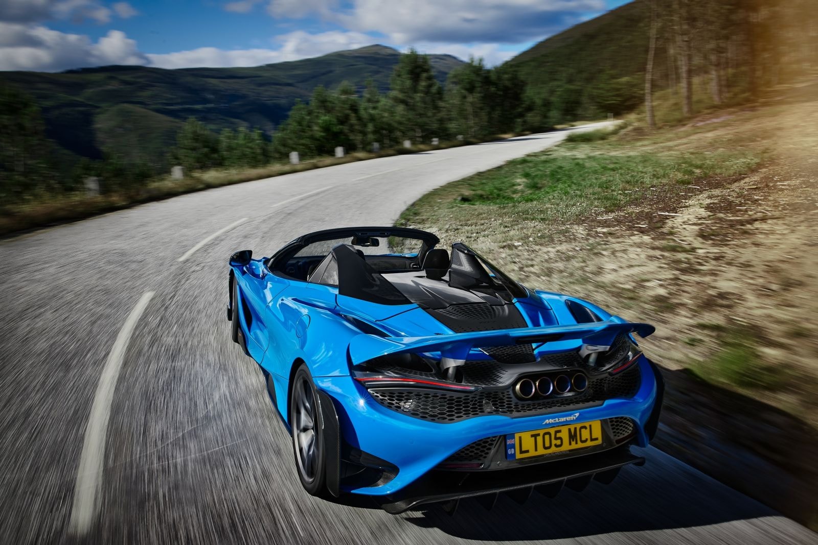 mclaren 765lt spider duoc phan phoi chinh hang tai viet nam hinh 5